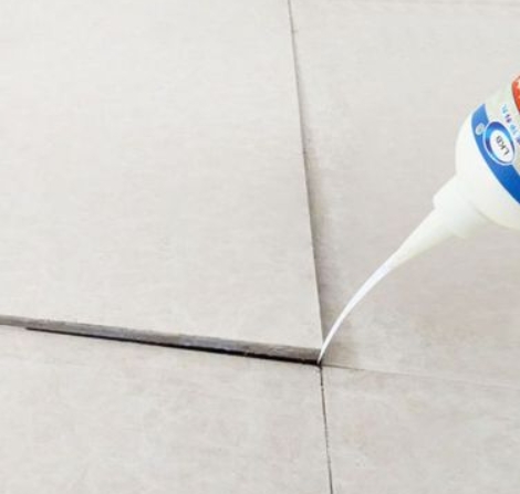 卡若瓷砖空鼓维修公司分享卫生间瓷砖脱落的原因可能有以下几点